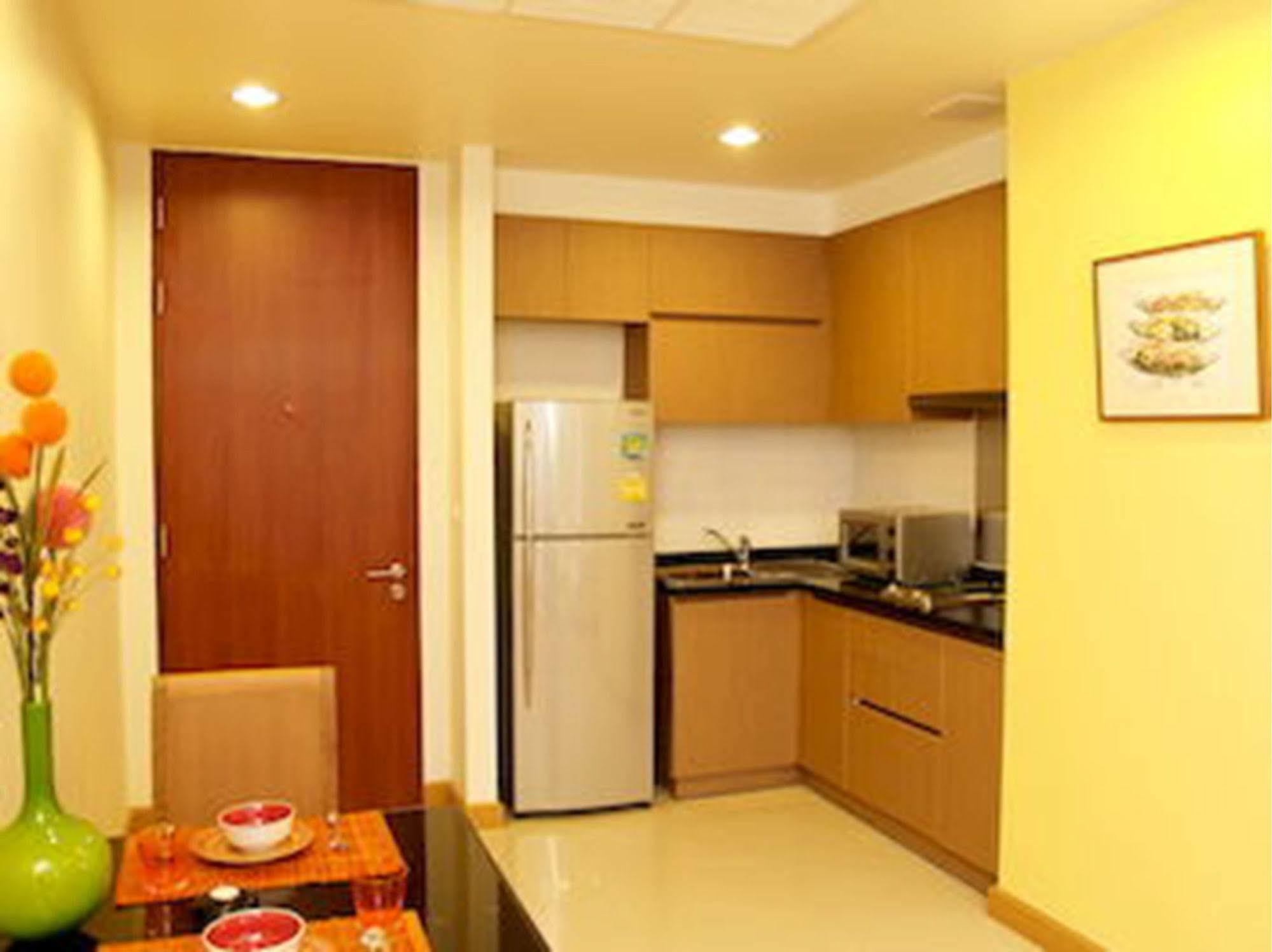 バンコク都 バンコク パティオアパートホテル エクステリア 写真